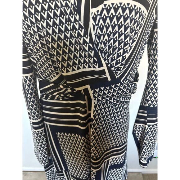 Apricot Women's Geo Patchwork Knot Front Dress – Size 12 (EUC) - Picture 6 of 7